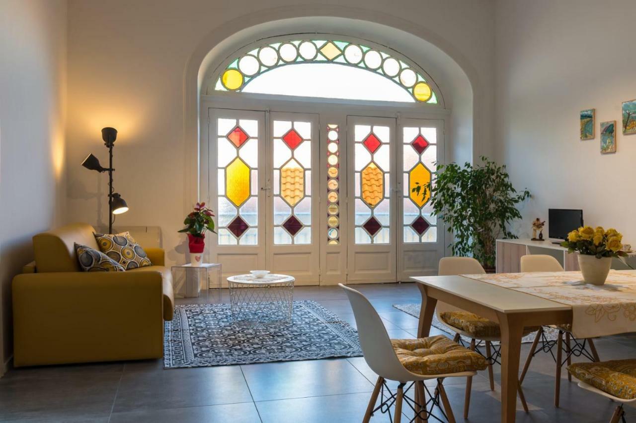 Nonna Vittoria Apartment ซาแลร์โน ภายนอก รูปภาพ