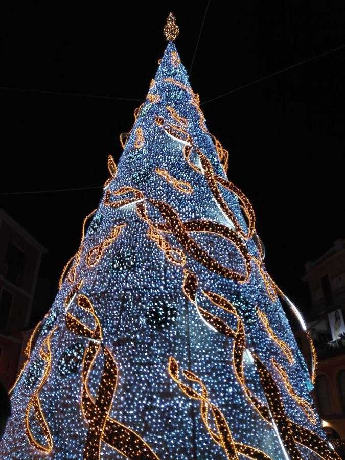 Nonna Vittoria Apartment ซาแลร์โน ภายนอก รูปภาพ