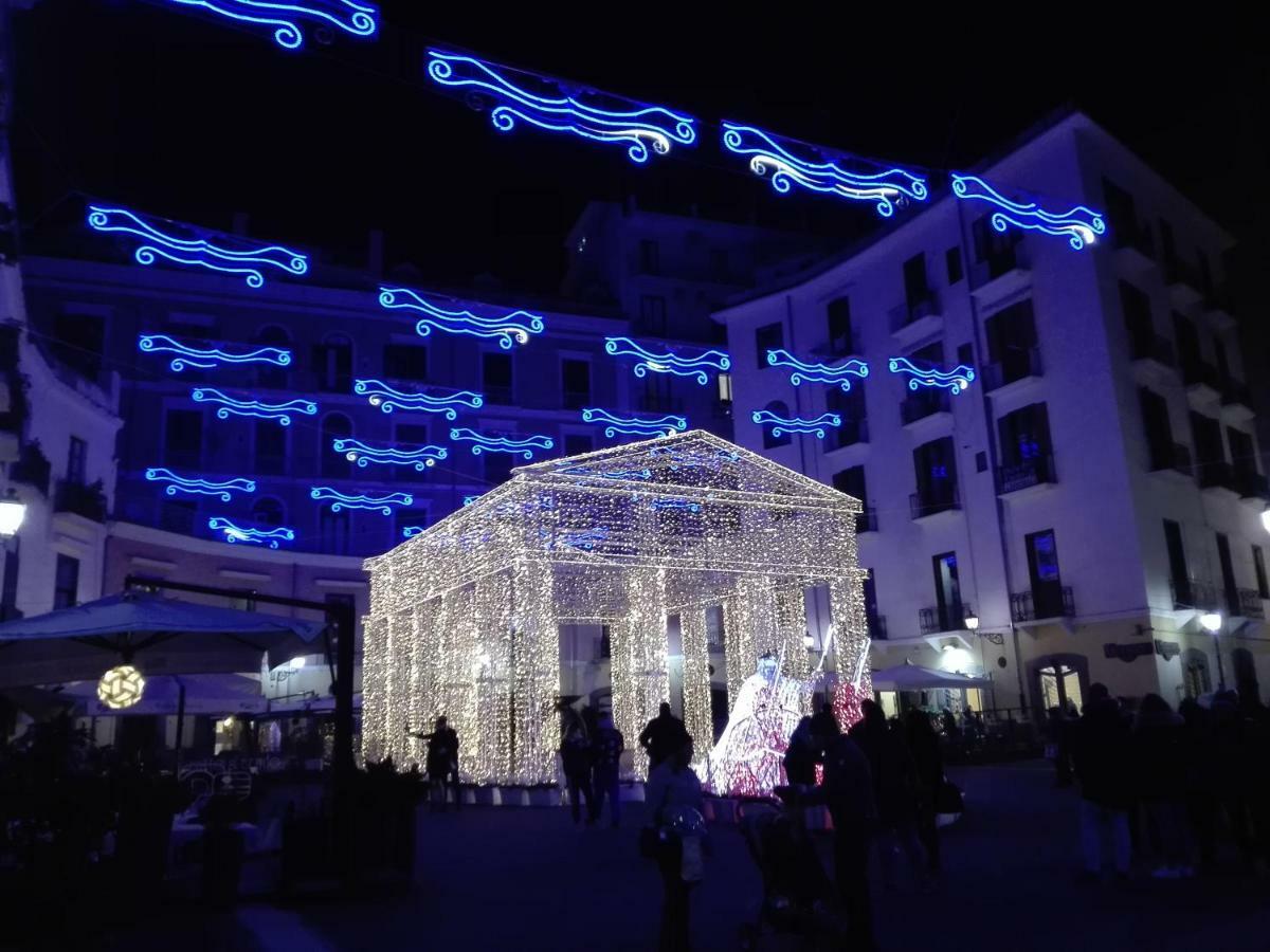 Nonna Vittoria Apartment ซาแลร์โน ภายนอก รูปภาพ